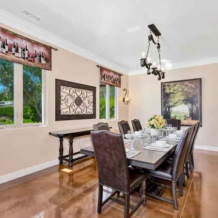 Villa Toscana - Upscale Wine Country Estate with Bridal Suite