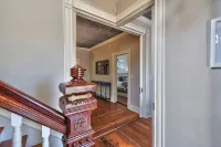 HISTORICAL VICTORIAN, BEAUTIFULLY RESTORED - 4-Star