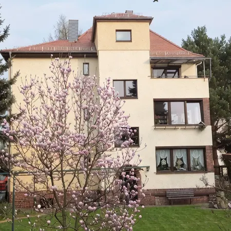 Romantic attic apartment in beautiful Laubegast neighbourhood in Dresden