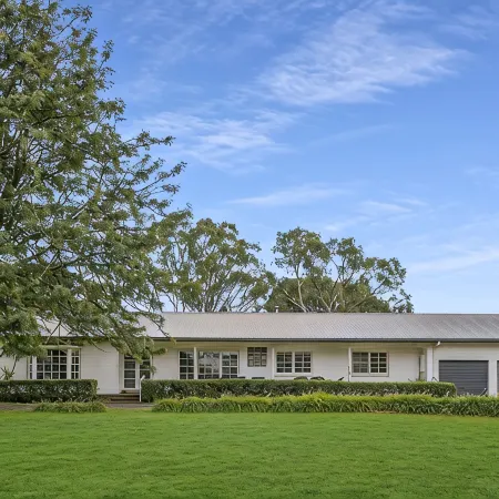 Gorgeous two bedroom home with lake views!