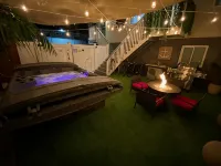 30’ From Sand- Studio Full Bath/Kitchen/In-Unit Laundry & Garage - Holiday Apartments