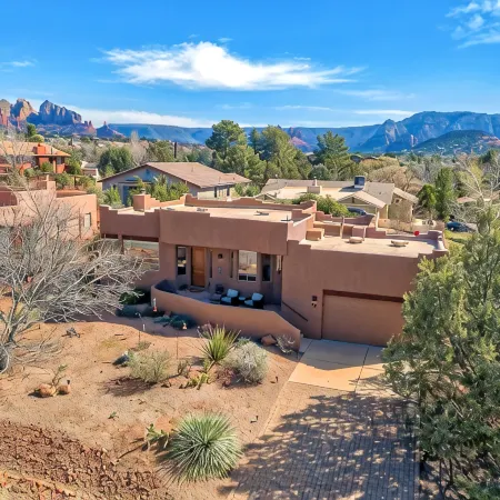 Luxury Sedona Retreat • Hot Tub & Fire Pit