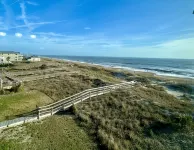 Oceanfront Penthouse Suite, 2 King Beds, Exquisite Beach Views, Newly Renovated - Private Pools