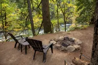 "UpRiver Nest" - Cabin on the Mckenzie River in Oregon - Hytter