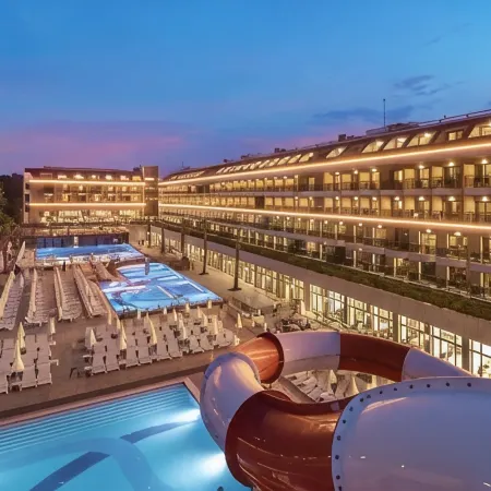 Aydinbey Queen's Palace & Spa - Ultra All Inclusive