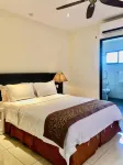 Palm Beach Hotel - 3-Star