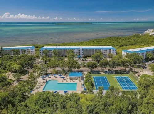 Condo with Pool and Beach Access - Swimmingpools
