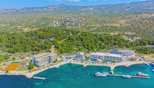 Hotel Perla - parking