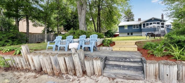 Private Beach! Kayak, Swim, Fish! Hot Tub, Sauna & Boat Dock. Year-Round Fun! Hotels in Harrison