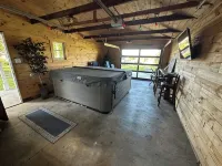 Central Frankenmuth location. Walk to everything! - 3-Star