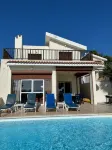 Stunning 3 bed 3 bath front line villa in  the heart of Coral Bay - 2-Star
