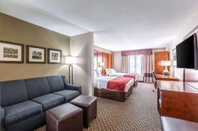Comfort Suites