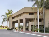 Travelodge by Wyndham Commerce Los Angeles Area Hotels in Bell Gardens