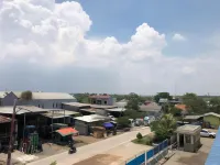 Bening Asri Guesthouse Hotels in Benda