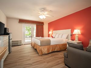 Island Sun Inn & Suites - Venice, Florida Historic Downtown & Beach Getaway