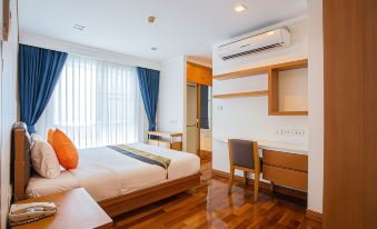 D Varee Montara Thonglor 25