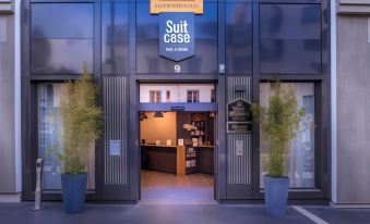 Best Western Plus Suitcase Paris la Defense