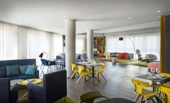 Okko Hotels Grenoble Jardin Hoche