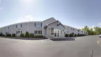 Days Inn by Wyndham Cedar Falls- University Plaza