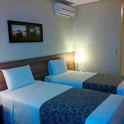 Days Inn by Wyndham Linhares Rooms