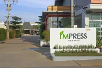 Impress Resort Hotel in zona Wat Muang Komanraphat
