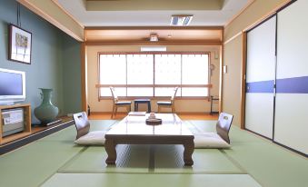 Hanamiya Ryokan