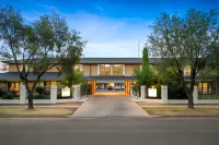 Garden City Motor Inn Hotels in Gumly Gumly