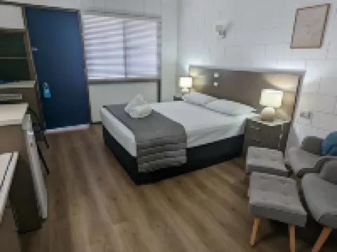 Moffat Beach Motel Caloundra Hotels in Caloundra
