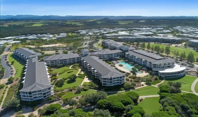Salt Beachside Resort - Private Apartments by Holiday Management Company Hotels in Kingscliff