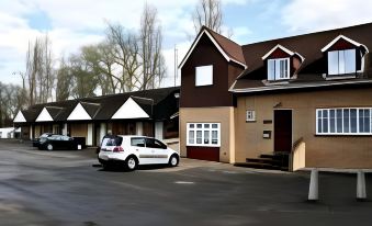 Roydon Marina Village Hotel