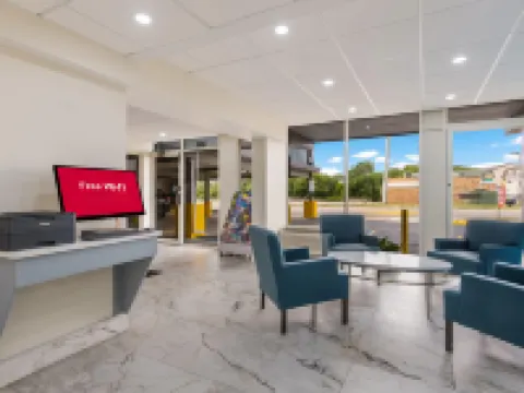 โรงแรม Red Roof PLUS+ & Suites Virginia Beach – Seaside โรงแรมในเวอร์จิเนียบีช