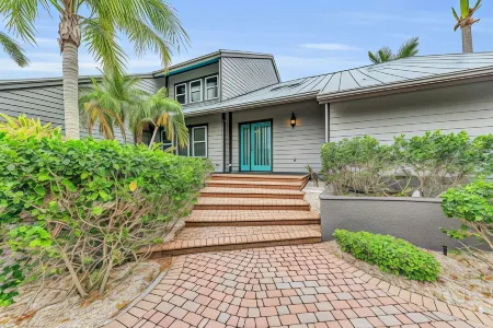 Bay House Retreat Managed by Beach Retreats