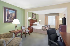 Wingate by Wyndham Lafayette Airport