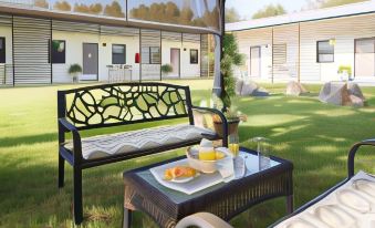 Hotel Flora and Fauna