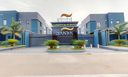 Yanna Apartment by Khaliques