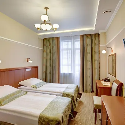 Degas Hotel