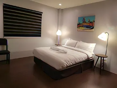 RedDoorz at Kopinos Tourist Inn Hotel 샌 이시드로 호텔