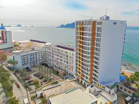 Pacific Palace Tower Beach Hotel Hotels in 