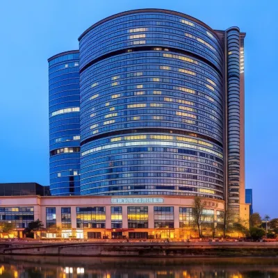 Somerset Riverview Chengdu Các khách sạn gần Chengdu Jinjiang Wharf
