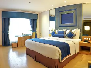 Park Lane Hotel
