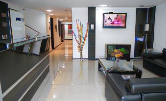 Hotel Expo Inn Embajada - Hizvo