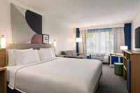 Spark by Hilton Mystic Groton Hotel a 