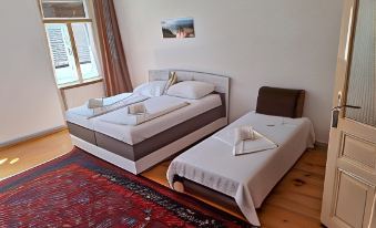 Madar Café Restaurant Zum Fürsten