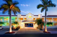 Inn at the Beach-Venice Florida - parking