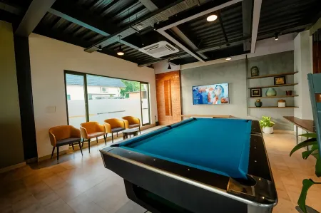 Anansa Boutique Hotel by the Kannur Club Отели рядом с достопримечательностью «Cannanore Lighthouse»