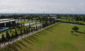 Wind and Sea at Wind Residences 썸네일