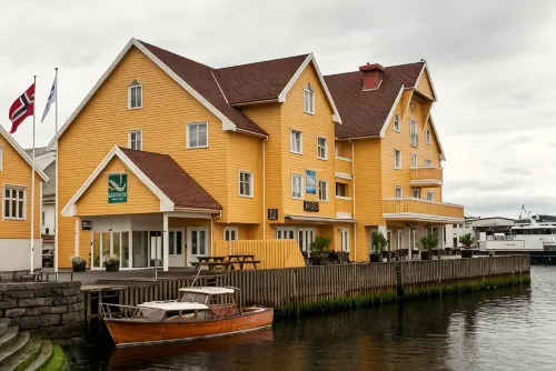Quality Hotel Florø Hotels in Floro