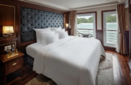 Paradise Elegance Cruise Halong Hotels near Bãi tắm