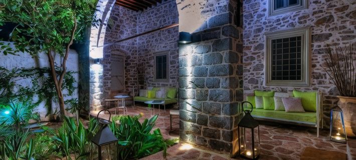 Cotommatae Hydra 1810 Hotels in Hydra
