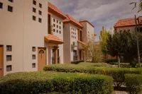 Suites Cervantes
